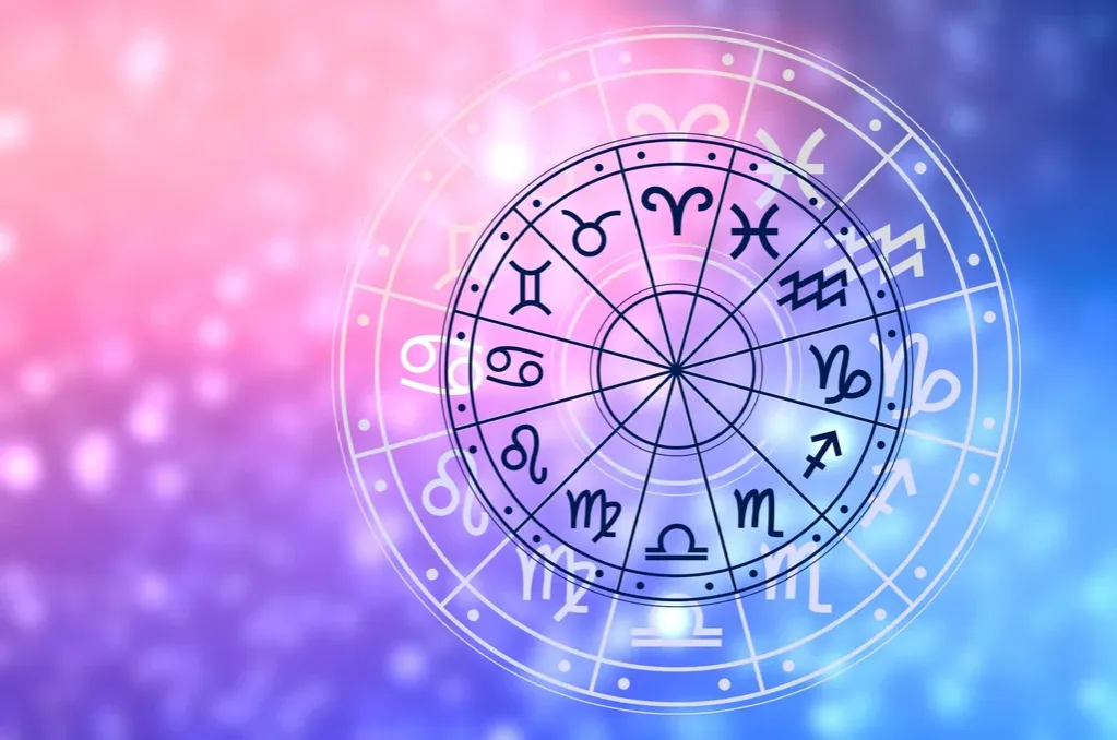 Zdjęcie Kto stawia horoskopy? Poznaj tajniki pracy astrologów