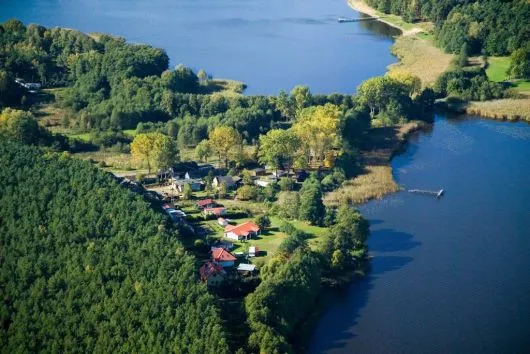 Zdjęcie Jezioro Wojnowskie: najlepsze miejsca na wędkowanie i wypoczynek