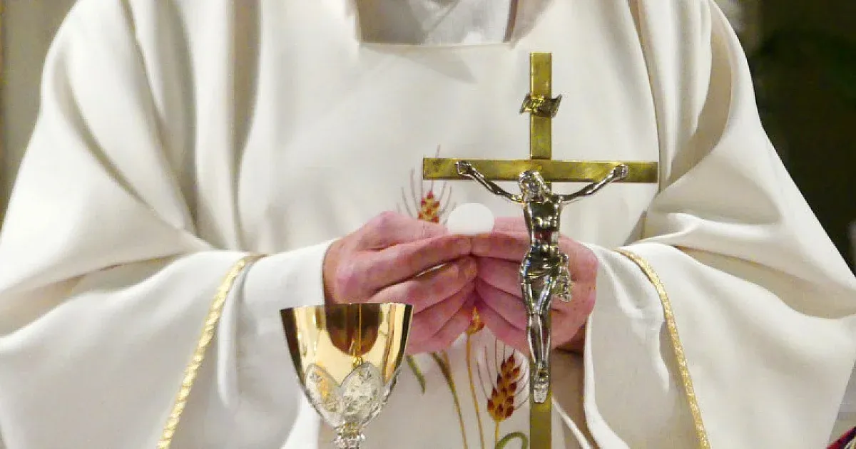 Zdjęcie O której są msze w kościele? Sprawdź godziny i uniknij czekania