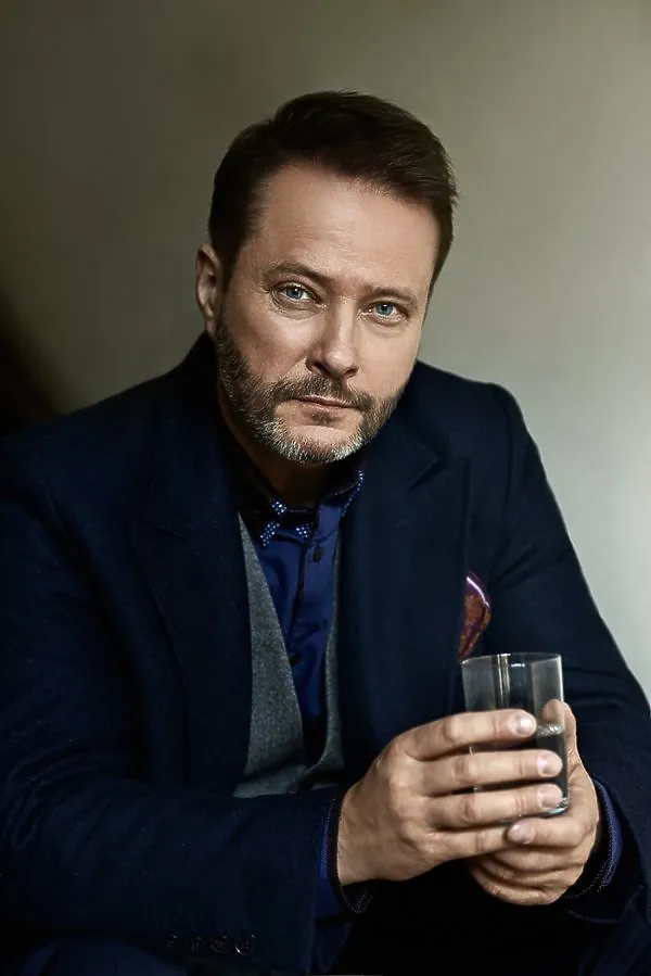 Zdjęcie Artur Żmijewski - Fascynująca biografia i jego osiągnięcia jako aktor
