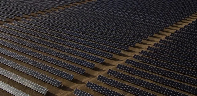 Zdjęcie Największa elektrownia słoneczna w Europie - niesamowite statystyki i lokalizacje
