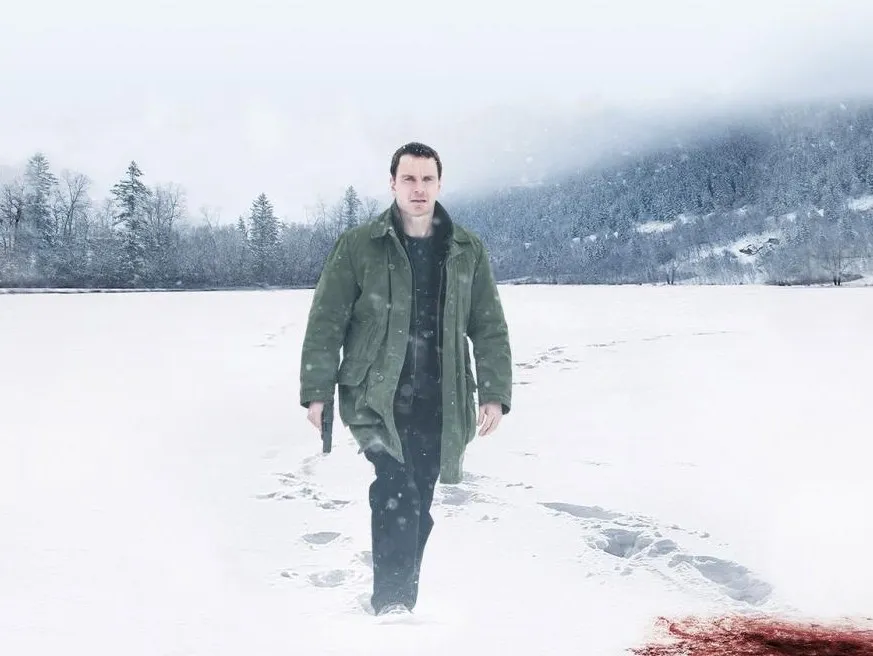 Zdjęcie Film Pierwszy Śnieg: Mroczny thriller z Michaelem Fassbenderem