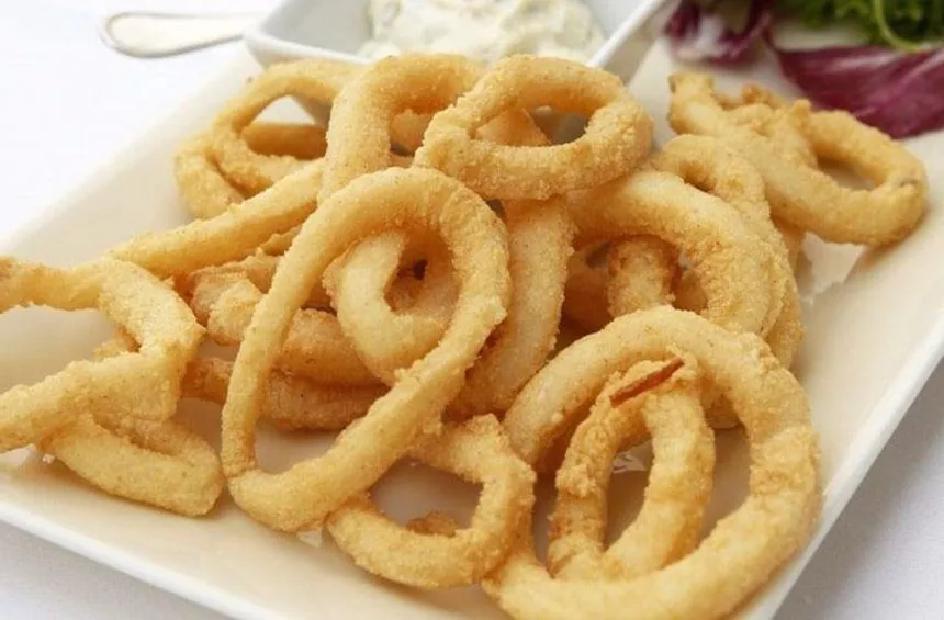 Zdjęcie Calamares a la romana vs andaluza: ¿cuál es la mejor opción?