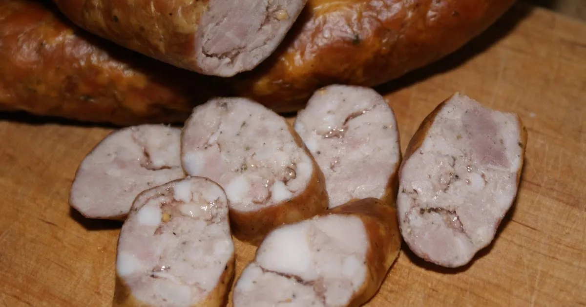Zdjęcie Kiełbasa krucha z galaretką – idealny smak na każdą okazję