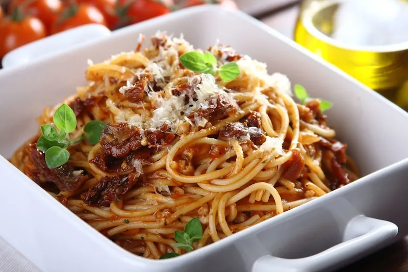 Zdjęcie Jak zrobić sos do spaghetti z pomidorów, który zachwyci smakiem