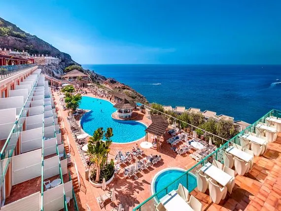 Zdjęcie Ile trwa lot na Gran Canarię? Sprawdź, zanim zarezerwujesz bilet