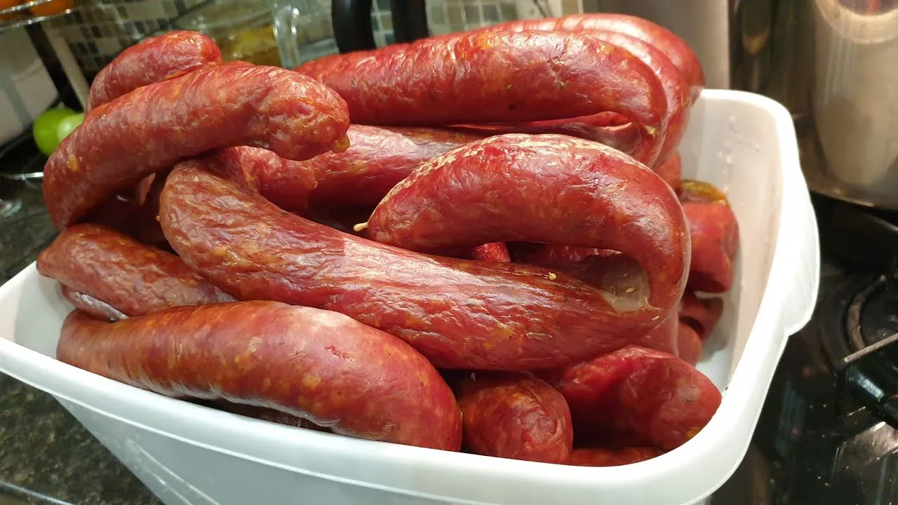 Zdjęcie Przepis dziadka na kiełbasę swojską, która oczaruje smakiem