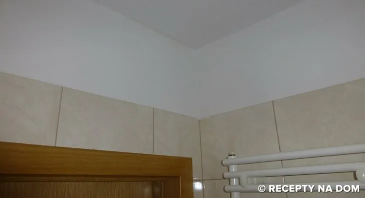 Zdjęcie Płytki w łazience do sufitu czy nie - poznaj zalety i wady tej decyzji