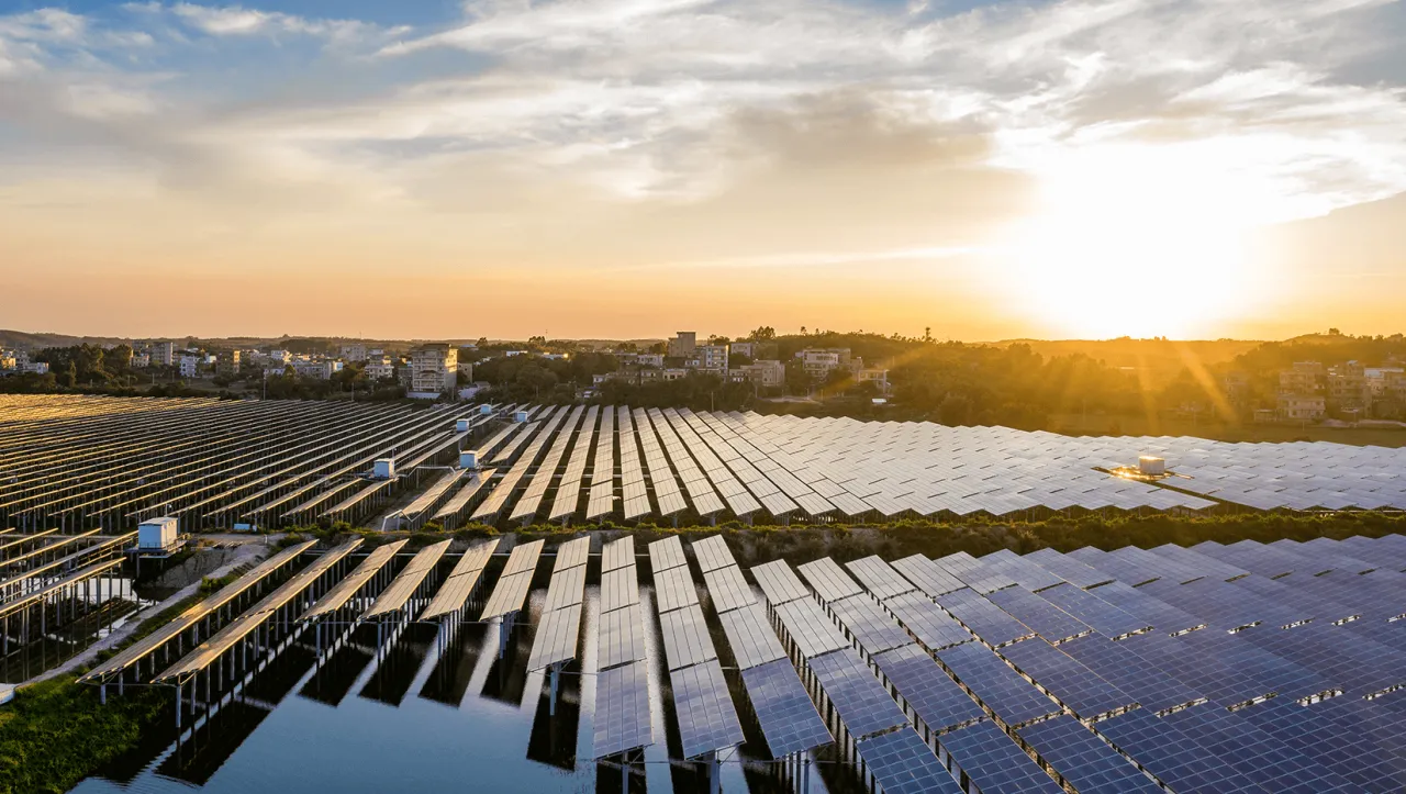 Zdjęcie Solorz elektrownia słoneczna: kluczowe informacje i przyszłość energii odnawialnej
