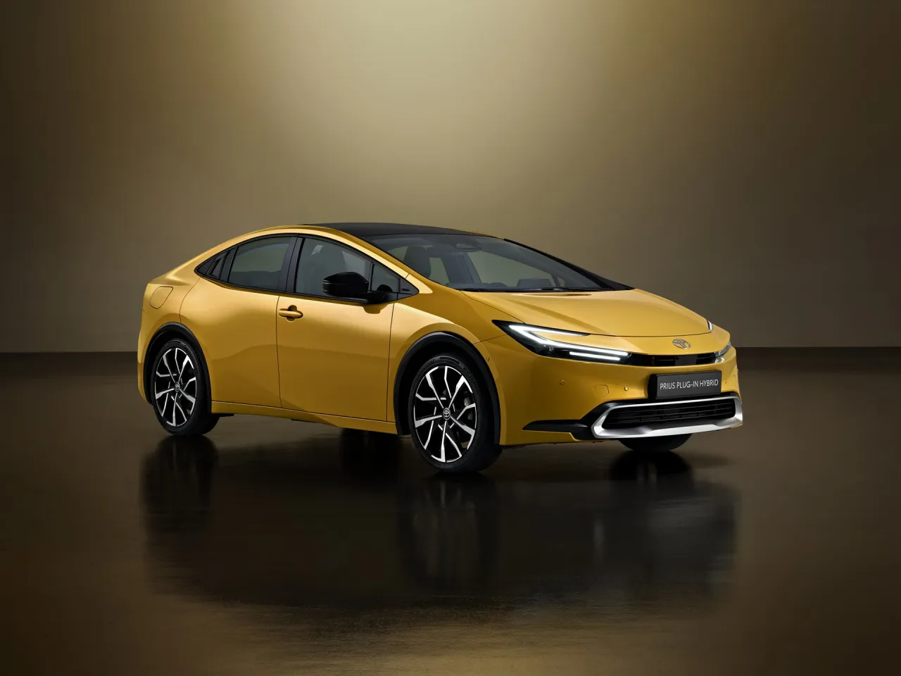 Zdjęcie Ile przejedzie hybryda Toyoty? Zaskakujące zasięgi w trybie elektrycznym