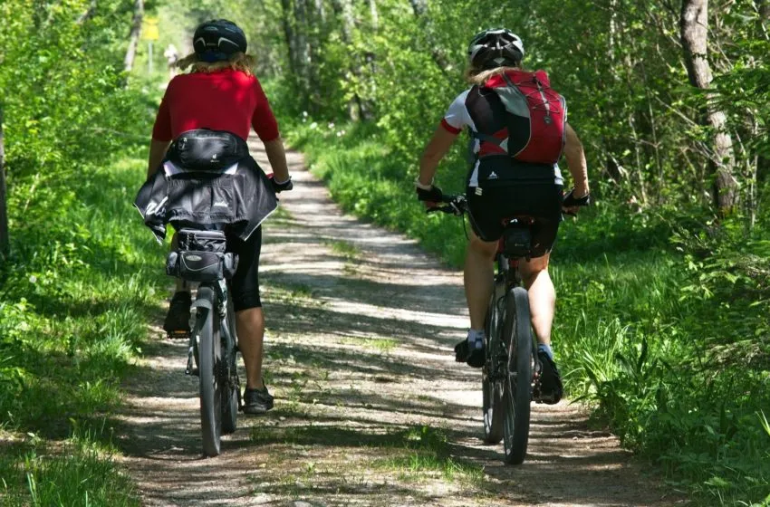 Zdjęcie Najlepsze trasy rowerowe w Piasecznie - odkryj piękno okolicy