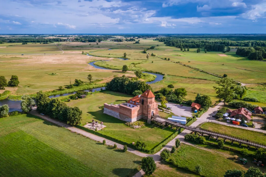 Zdjęcie Zamek w Liwie – tajemnice i historia jedynej warowni Mazowsza