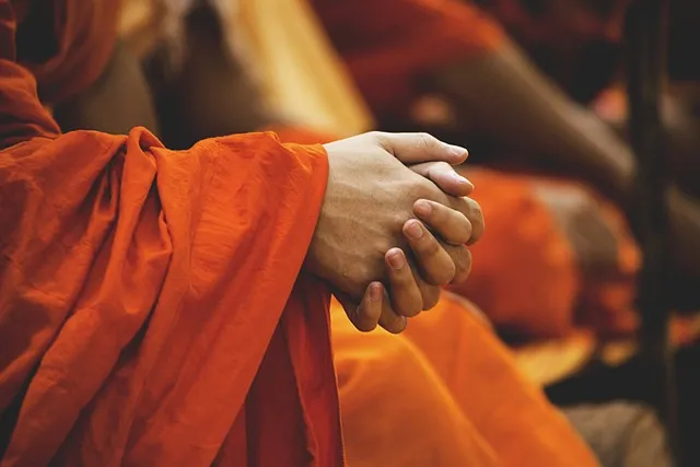 Zdjęcie Czy wypisanie się z religii to grzech? Zrozum konsekwencje tej decyzji