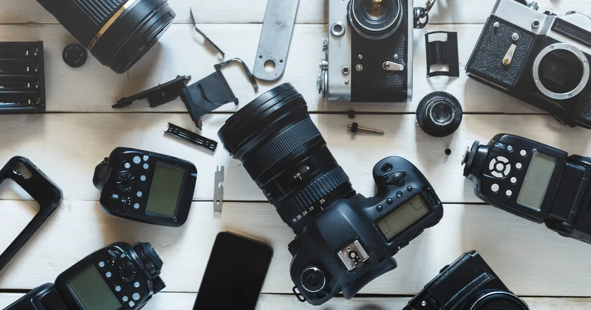 Zdjęcie Jaki aparat dla początkujących fotografów? Wybierz mądrze i oszczędzaj
