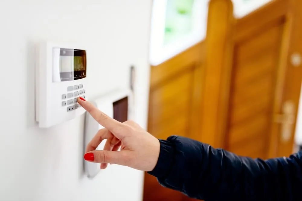 Zdjęcie Jak wyłączyć alarm w domu - proste sposoby na szybkie rozwiązanie problemu