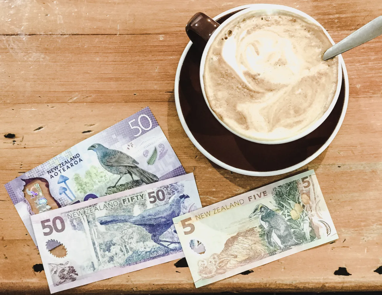 Zdjęcie Ile kosztuje lot do Nowej Zelandii? Ceny, porady i najtańsze opcje