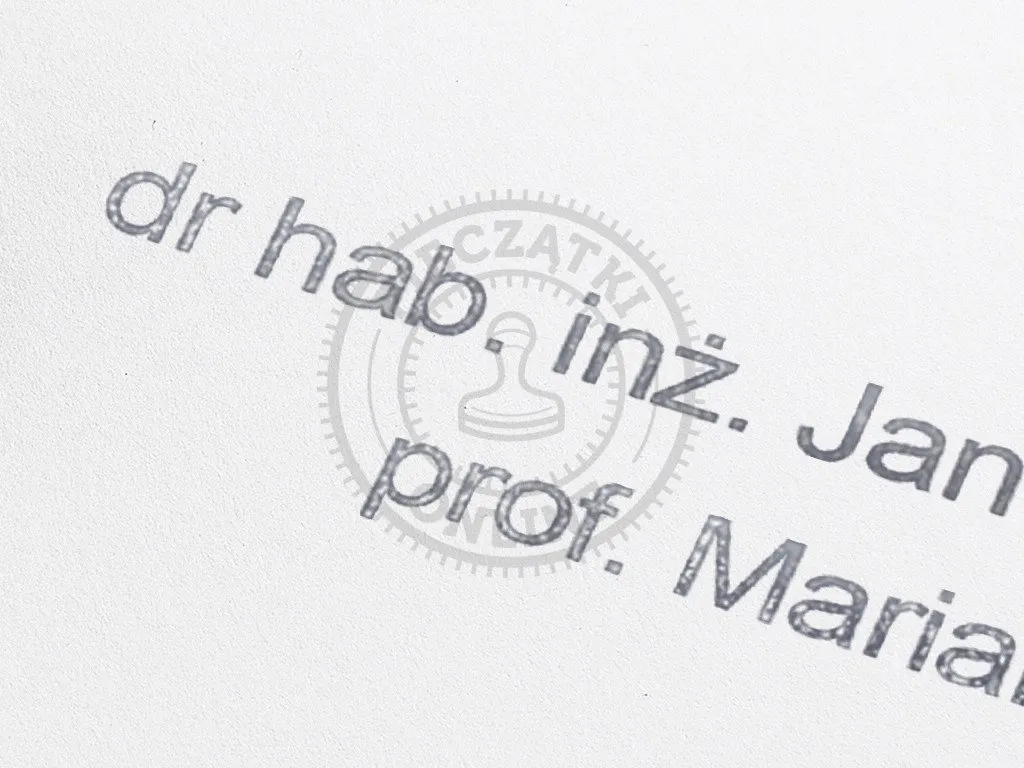 Zdjęcie Co to jest tytuł zawodowy? Kluczowe informacje i znaczenie dla kariery