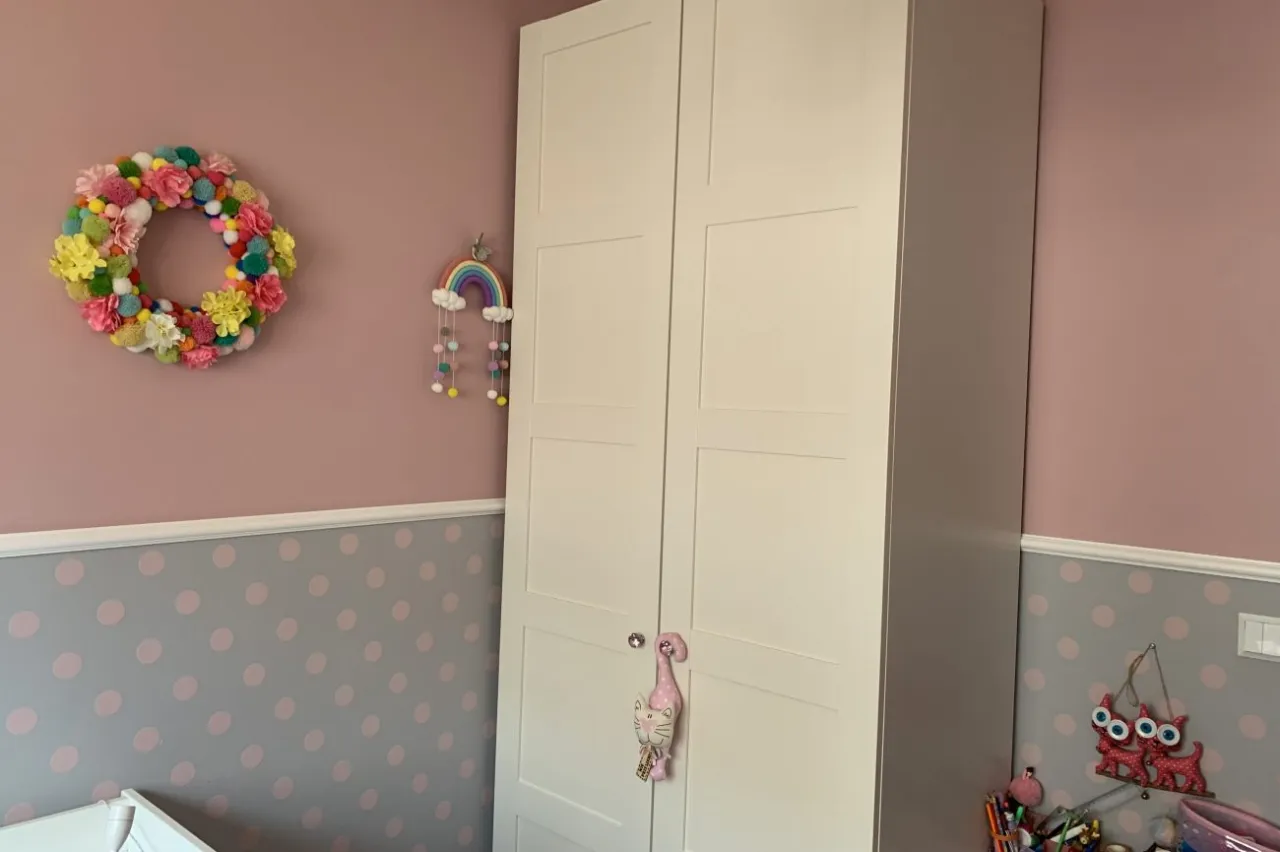 Zdjęcie Szafa PAX IKEA: Praktyczne Porady i Inspiracje na Blogu