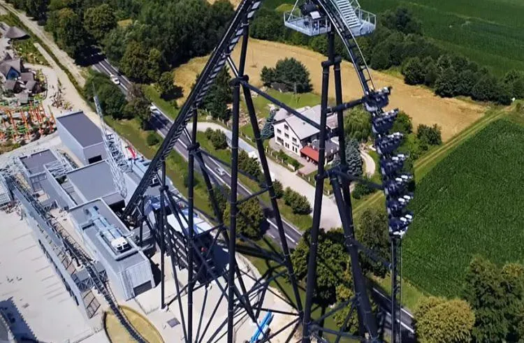 Zdjęcie Jaką wysokość ma Hyperion? Zaskakujące fakty o kolejce w Energylandii