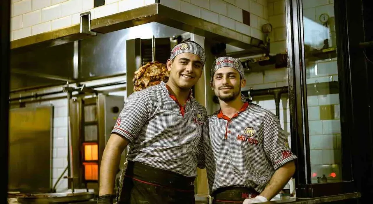 Zdjęcie Bafra kebab kto jest właścicielem? Poznaj tajemnice zarządzających marką