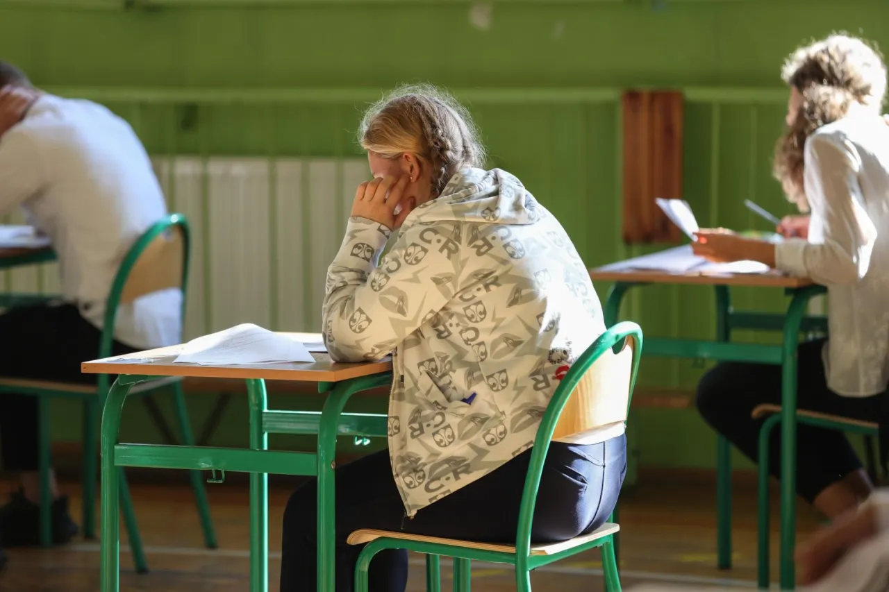 Zdjęcie Ile trwa matura rozszerzona z matematyki? Sprawdź szczegóły!