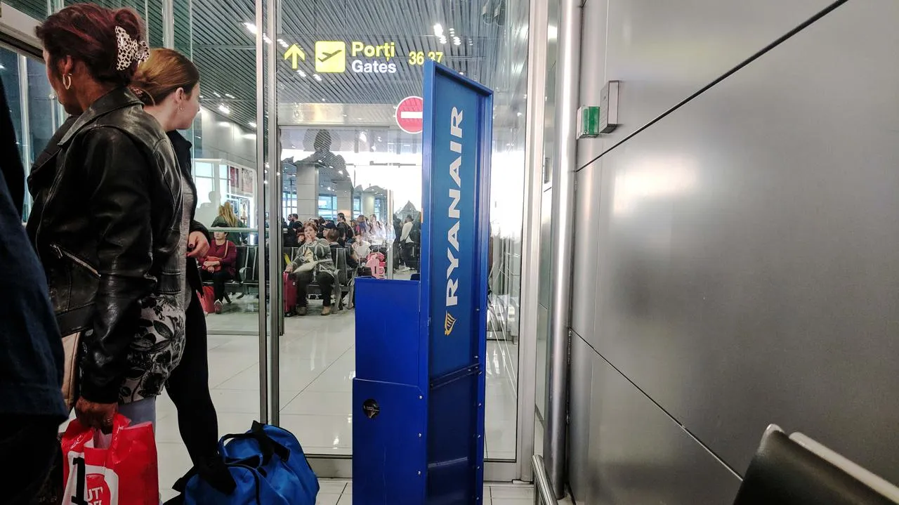 Zdjęcie Jak dokupić bagaż w Ryanair i uniknąć dodatkowych kosztów