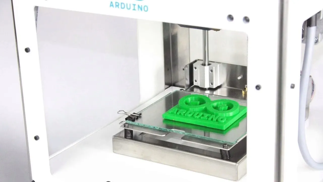 Zdjęcie Jak uniknąć błędów przy budowie drukarki 3D DIY – poradnik dla początkujących