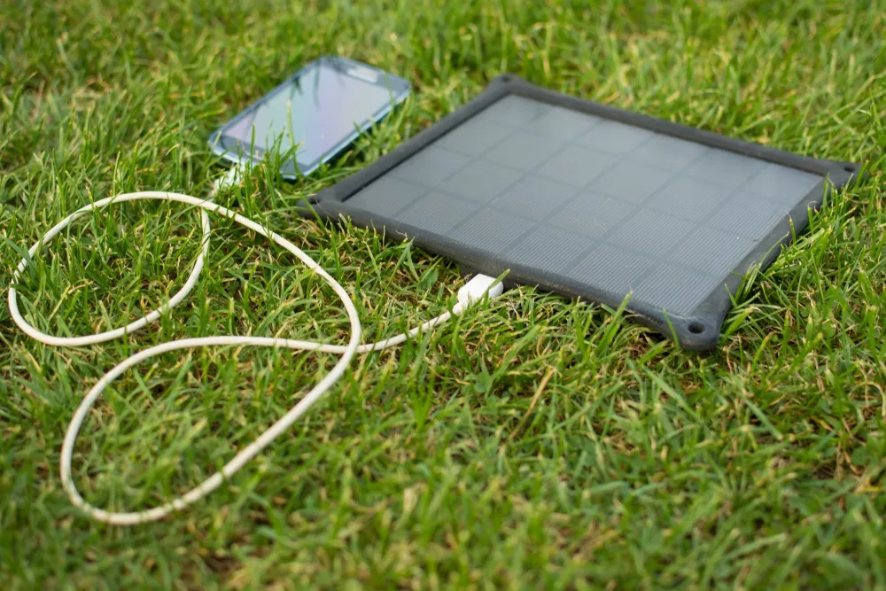 Zdjęcie Choisir le meilleur chargeur à énergie solaire : modèles et conseils essentiels