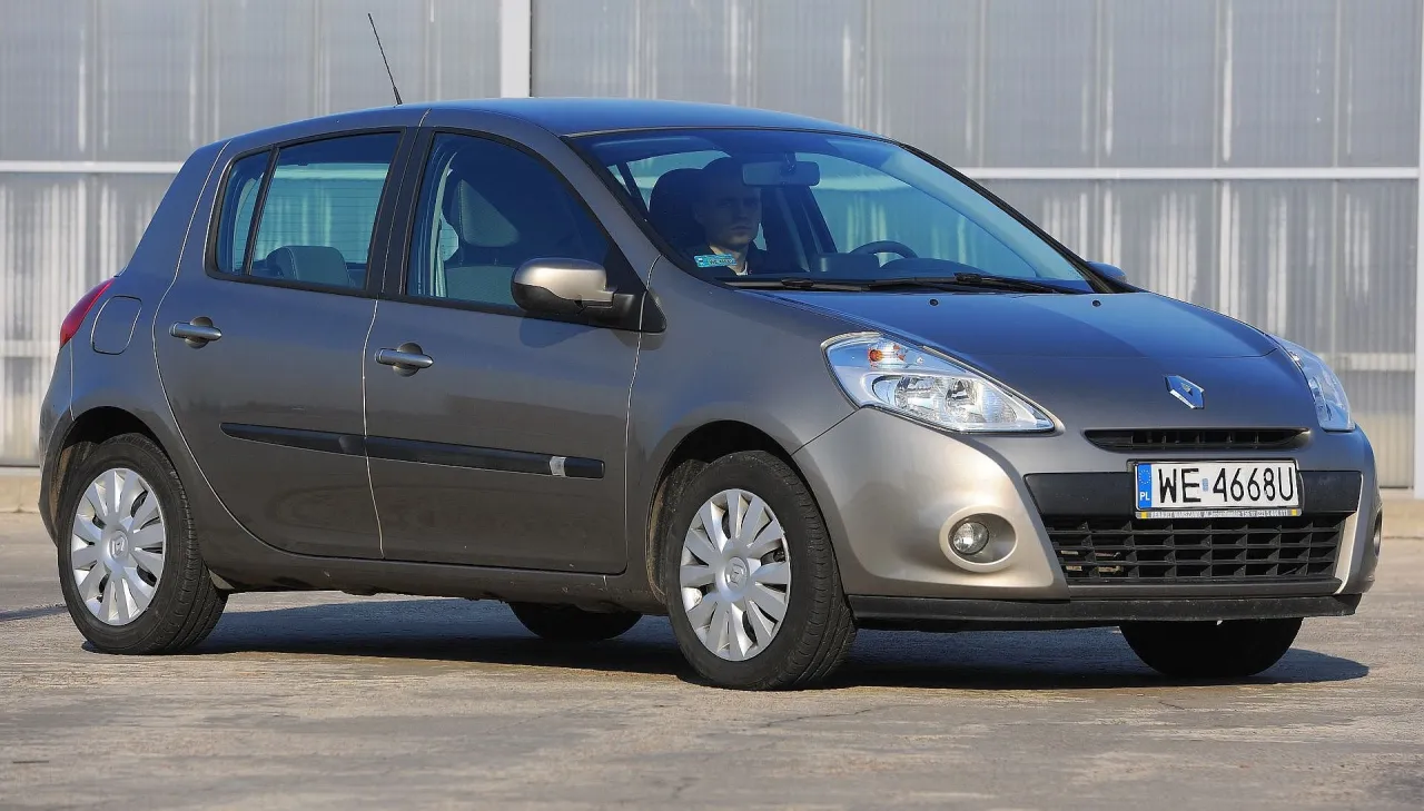 Zdjęcie Renault Clio 3 jaki silnik wybrać, aby uniknąć awarii i oszczędzać paliwo