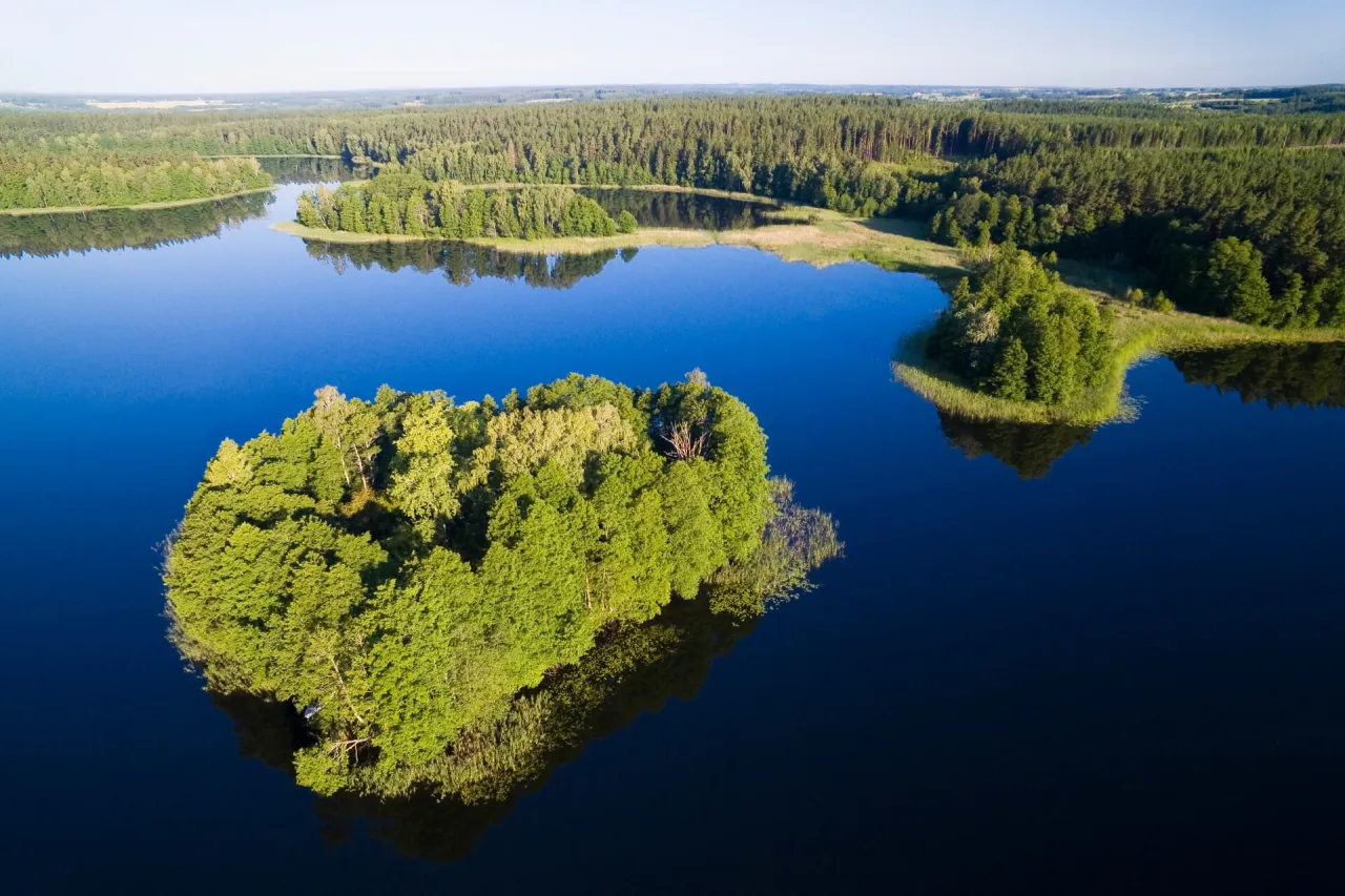 Zdjęcie Ile wysp ma Polska? Zaskakujące fakty o polskich wyspach