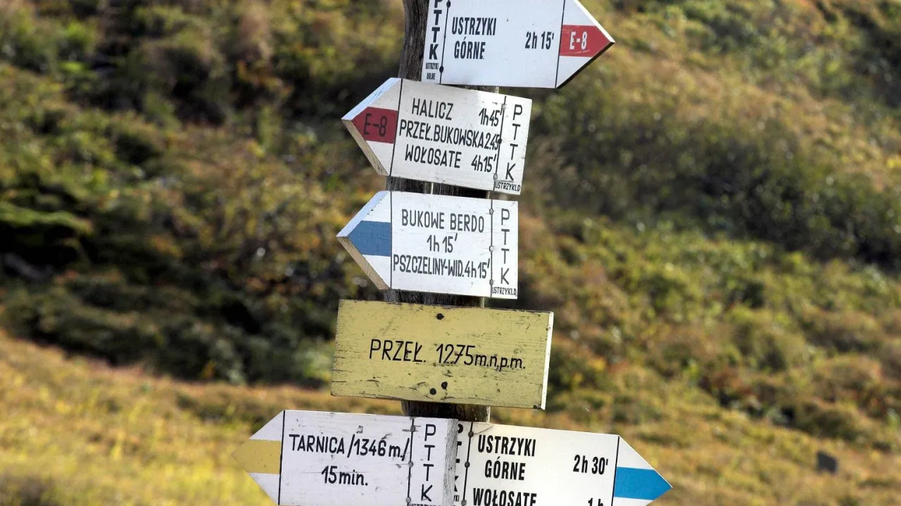 Zdjęcie Co oznacza czerwony szlak w górach i dlaczego warto go poznać