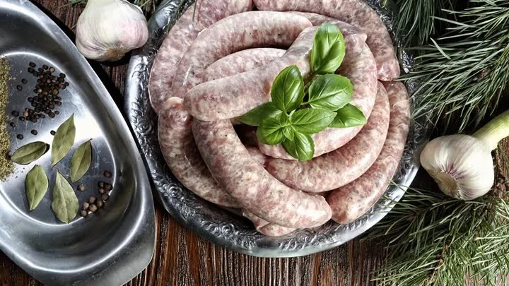 Zdjęcie Jak uratować przesoloną kiełbasę i wykorzystać ją w smacznych potrawach