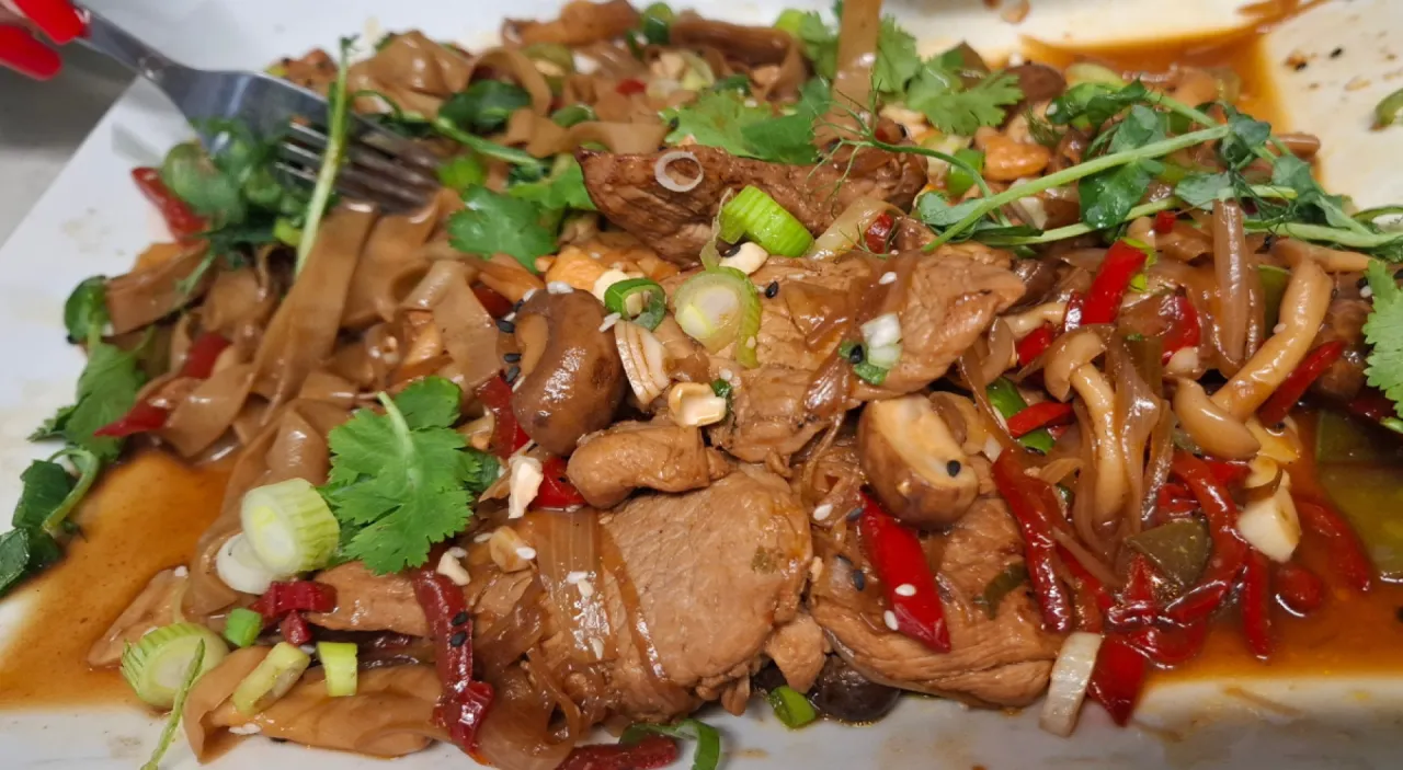 Zdjęcie Wieprzowina jak z azjatyckiej restauracji – proste przepisy na smaki Azji