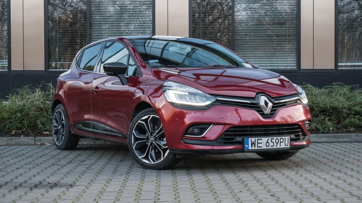 Zdjęcie Pojemność baku Renault Clio 1.5 dCi – czy to wystarczy na dłuższą trasę?