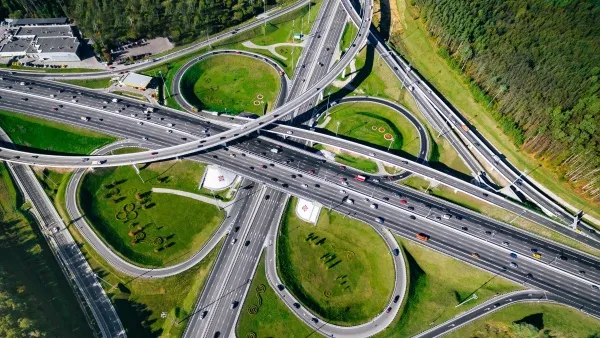 Zdjęcie Jakie jest ograniczenie na autostradzie w Polsce? Sprawdź, aby uniknąć mandatu