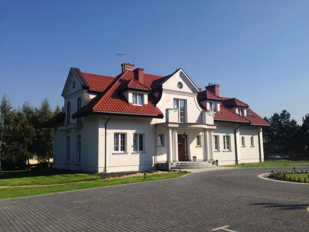 Zdjęcie Działka w Rozalinie 287: potencjał inwestycyjny i szczegółowe dane terenu
