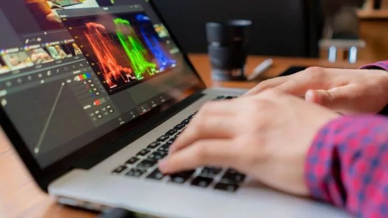Zdjęcie Jak zrobić filmik na YouTube ze zdjęciami i muzyką bez stresu
