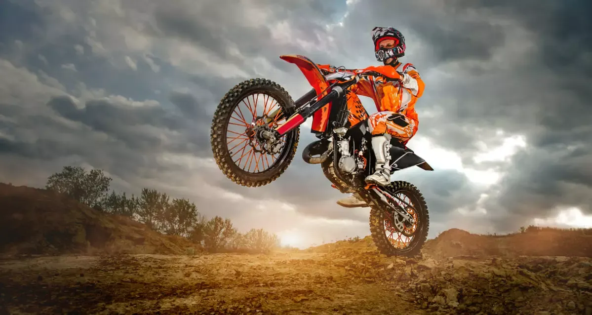 Zdjęcie Czy na enduro trzeba mieć prawo jazdy? Oto co musisz wiedzieć