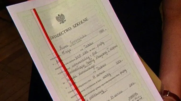 Zdjęcie Jak odzyskać świadectwo szkolne: najważniejsze informacje i procedury