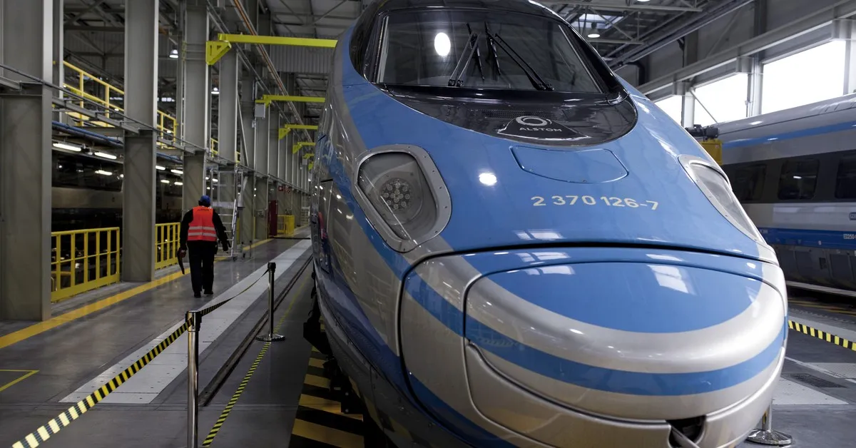 Zdjęcie Ile jedzie pociąg z Warszawy do Gdańska? Oto wszystko, co musisz wiedzieć