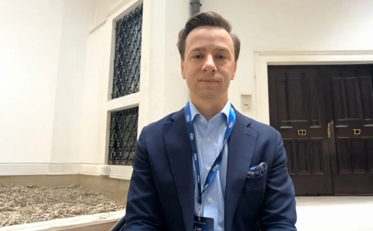 Zdjęcie Kogo popiera Bosak? Odkryj jego wybór w wyborach prezydenckich
