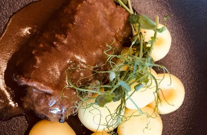Zdjęcie Gdzie zjeść roladę śląską w Katowicach? Najlepsze lokalizacje i smaki