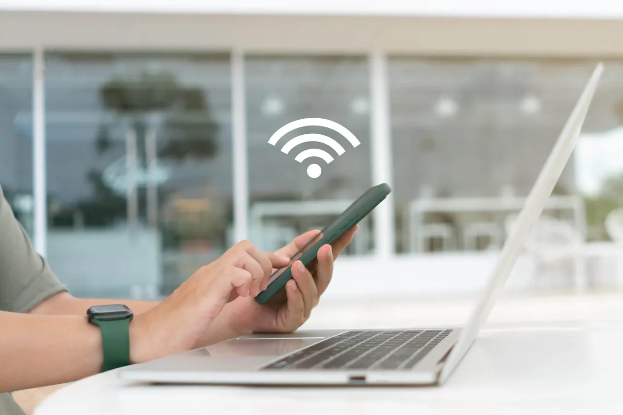 Zdjęcie Czy internet mobilny rzeczywiście jest wart swojej ceny i jaki niesie ze sobą komfort?
