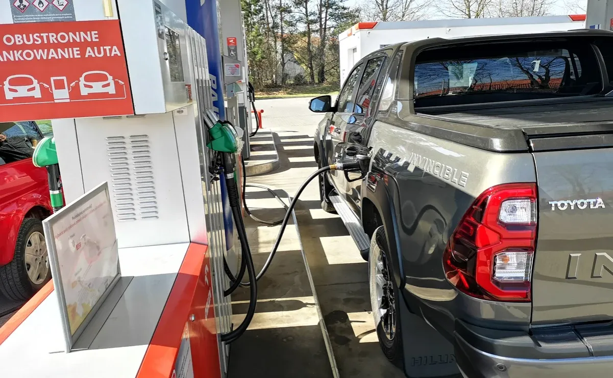 Zdjęcie Gdzie tankować LPG w Warszawie? Sprawdź najlepsze stacje i porady