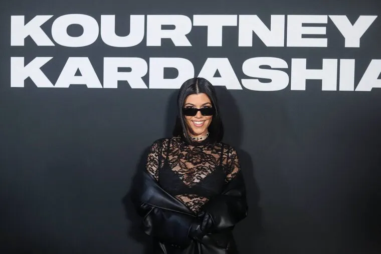 Zdjęcie Kourtney Kardashian z kim jest? Zaskakujące fakty o ich relacji