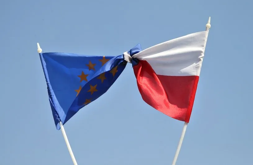 Zdjęcie W którym roku Polska przystąpiła do Unii i dlaczego to ważne?