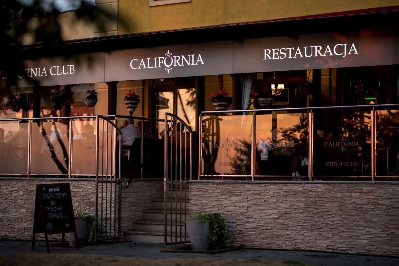 Zdjęcie Gdzie zjeść w Rewalu? Najlepsze restauracje, które musisz poznać