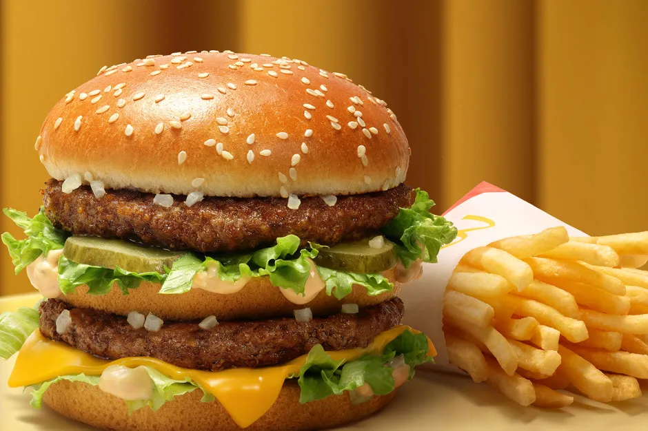 Zdjęcie Ile kosztują duże frytki w McDonald&#039;s? Zaskakująca cena!