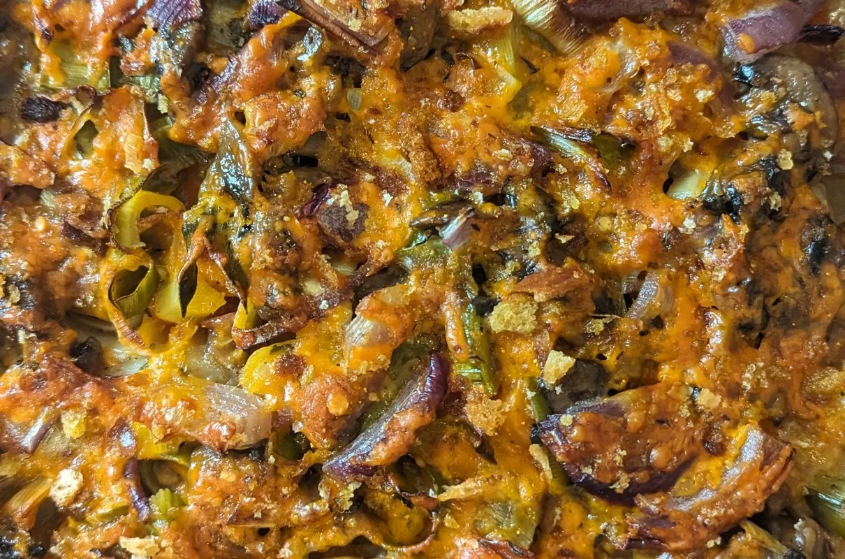 Zdjęcie Pyszna zapiekanka warzywna z pieczarkami, która zachwyci każdego smakosza