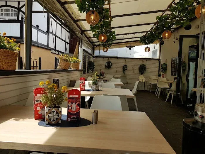 Zdjęcie Gdzie zjeść w Mielnie? Odkryj najlepsze restauracje i smaki